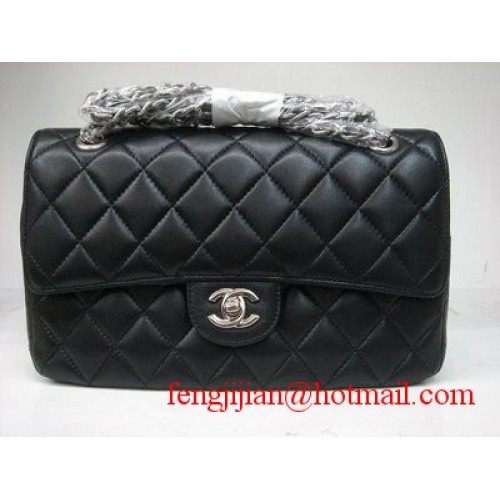 Borsa con patta trapuntata Chanel 2.55 1112 nera