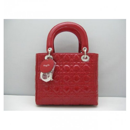 Borsa Dior Lady Dior Medium Patent con manico superiore rossa