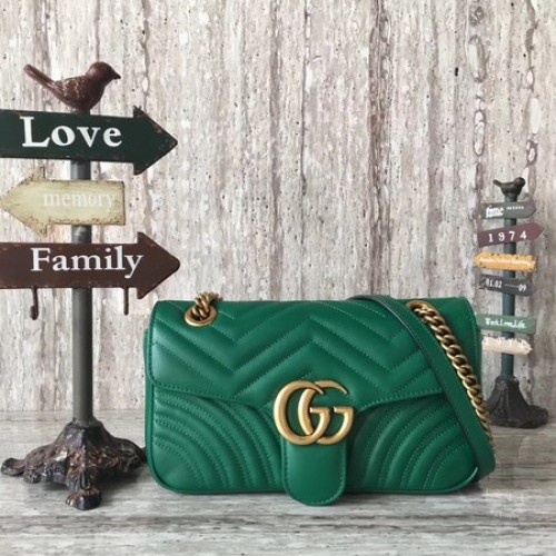 Borsa a tracolla in pelle Gucci GG Marmont Matelasse 443497 verde