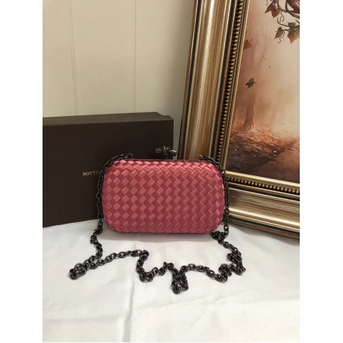 BOTTEGA VENETA Pochette in raso con rifiniture in pelle di serpente con nodo 62548 Watermelon Red