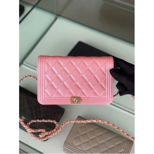 BOY CHANEL Portafoglio originale con catena in metallo color oro B80287 Rosa
