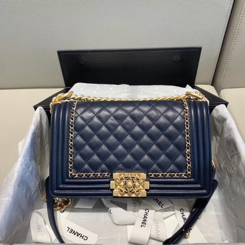 BOY CHANEL borsa con patta A67086 Blu Navy
