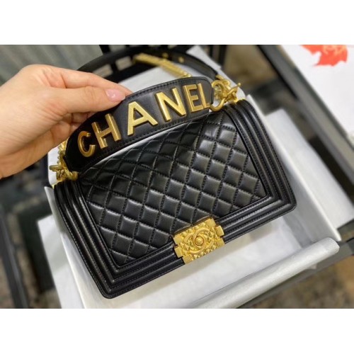 BOY CHANEL borsa pattina A67086 nera