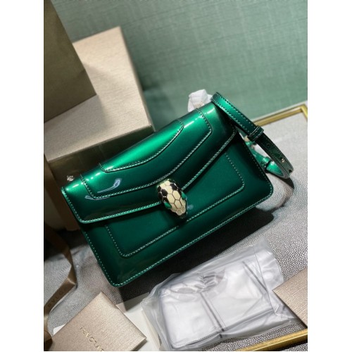 Borsa a tracolla BVLGARI Serpenti Forever in pelle metallizzata 292104 verde
