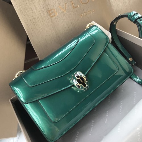 Borsa a tracolla BVLGARI Serpenti Forever in pelle metallizzata 4953 verde