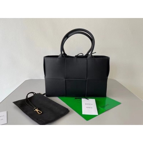 Bottega Veneta ARCO TOTE 652867 black