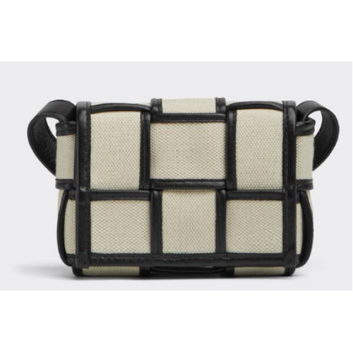 Bottega Veneta Candy Cassette 666688 Nero naturale