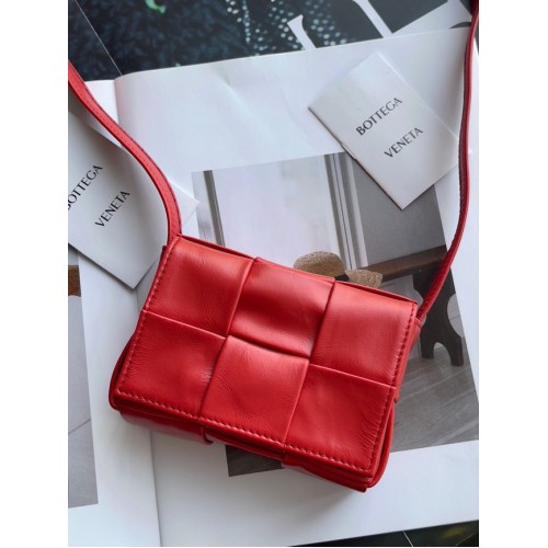 Bottega Veneta Candy Cassette A666688 rosso