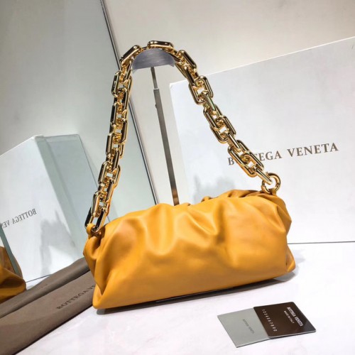 Bottega Veneta Borsa a Spalla morbida in nappa di agnello 620230 gialla