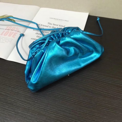 Bottega Veneta Nappa nappa morbida ampia borsa a tracolla grande 585852 blu