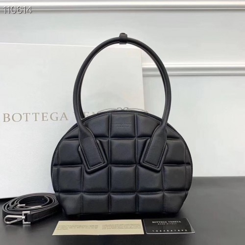Borsa a conchiglia quadrata in pelle intrecciata originale Bottega Veneta BV67130 nera