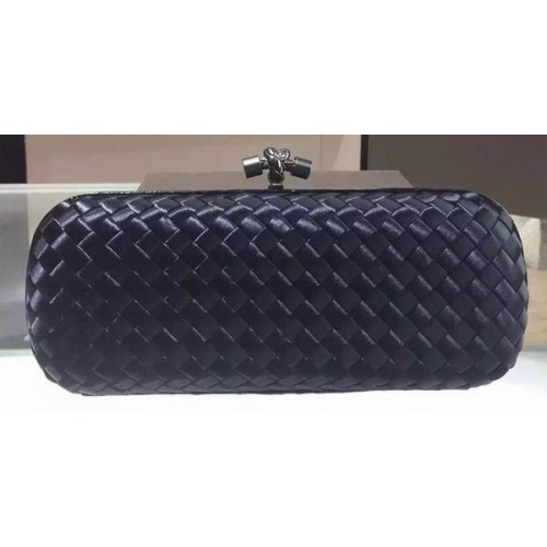 Bottega Veneta Pochette in pelle di montone con nodo STRETCH BV8651 nera