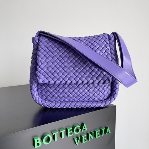 Bottega Veneta Borsa piccola a tracolla imbottita in pelle intreccio 709418 Viola