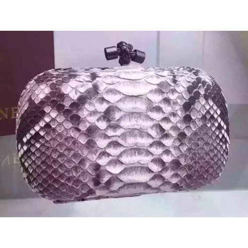 Bottega Veneta Pochette Con Nodo In Pelle Di Serpente BV8653 Grigio