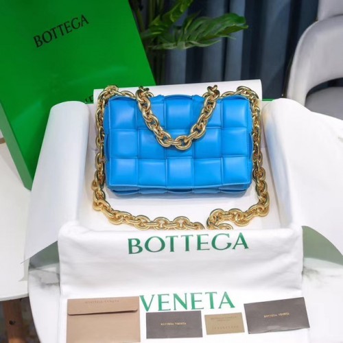 Bottega Veneta LA CASSETTA DELLA CATENA Consegna rapida 631421 blu