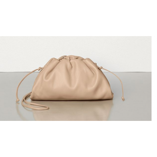 Bottega Veneta IL MINI POUCH 585852 Mandorla