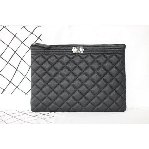 Boy Chanel Chevron Pochette in pelle di vitello nera A69253