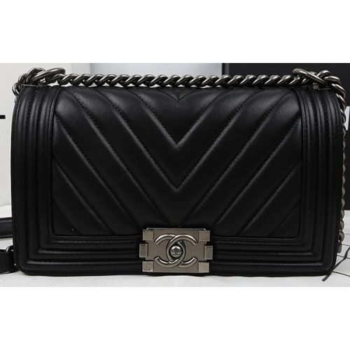 Boy Chanel Flap Bag Pelle di vitello Chevron Quilting A67025 Nero