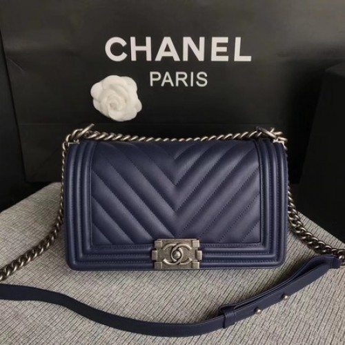 Boy Chanel Flap Bag Original Chevron Pelle A67086V Blu