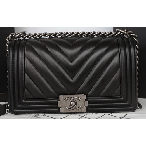 Boy Chanel Flap Bag Original Chevron Montone A67025 Nero