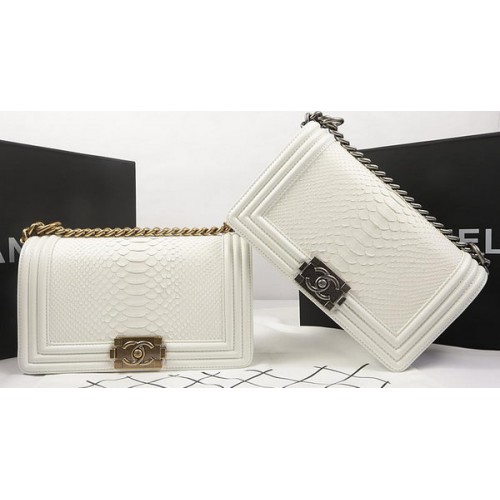 Boy Chanel Flap Bag Pelle di pitone originale A67025 OffWhite