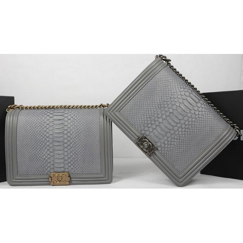 Boy Chanel Flap Bag originale in pelle di pitone A67087 grigio