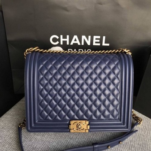 Boy Chanel Borsa a tracolla con patta Blu Pelle di montone originale A67087 Oro