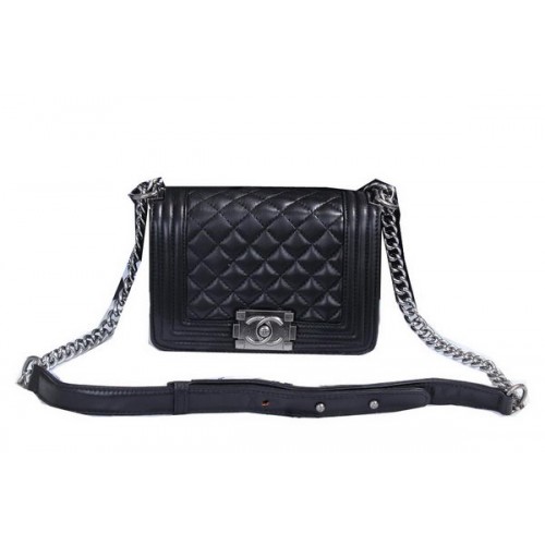 Boy Chanel Borsa a tracolla con patta in pelle di montone A62050 nera