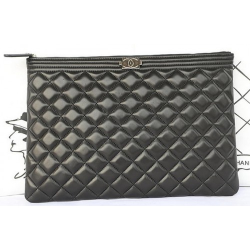 Boy Chanel Pochette in pelle di montone A80571 nera