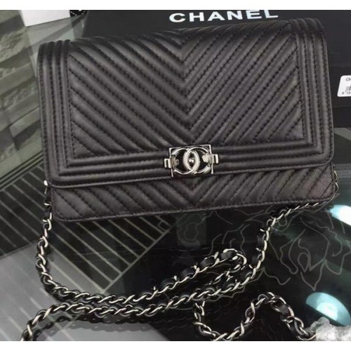 Boy Chanel WOC Flap Bag Original Chevron Montone CHA4742 Nero