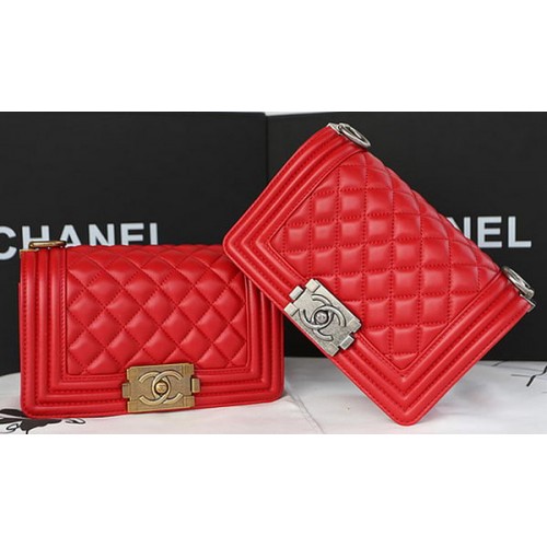 Boy Chanel mini borsa con patta pelle di pecora originale A67085 rosso