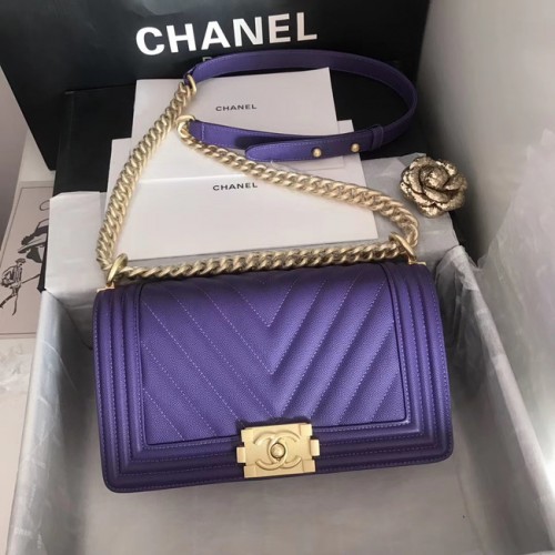 Borsa ragazzo chanel V67086 viola