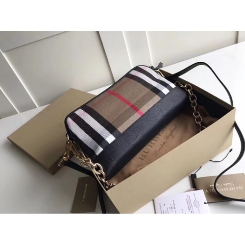 Burberry Borsa a tracolla in pelle di vitello 41711 nera