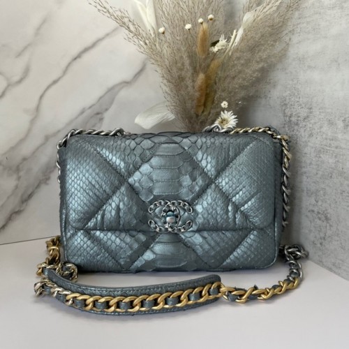 CHANEL 19 Borsa con patta Borsa originale con patta in pelle di serpente AS1160 argento