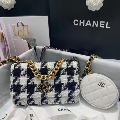 Borsa con patta CHANEL 19 WOC 33817 bianco&nero