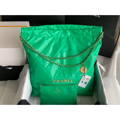 BORSA A MANO CHANEL 22 Pelle di vitello lucida metallo tonalità oro AS3262 verde