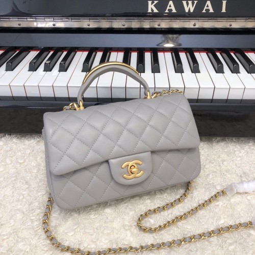 Borsa con patta CHANEL 22B mini CF con manico superiore in hardware dorato AS2431 Grigio