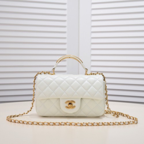Borsa con patta CHANEL 22B mini CF con manico superiore in hardware dorato AS2431 Bianco