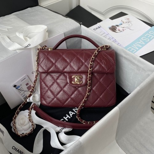 Borsa a spalla con patta CHANEL in pelle di vitello AS2892 rossa