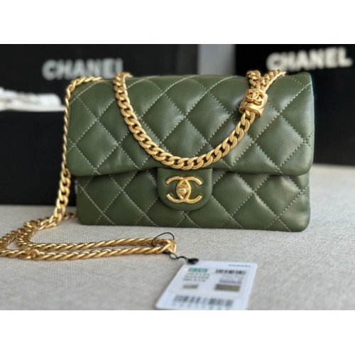 BORSA CHANEL CON PATTA Pelle di agnello in metallo dorato AS3393 verde