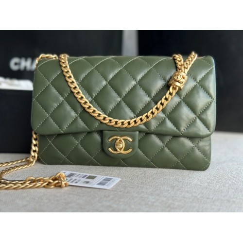 BORSA CHANEL CON PATTA Pelle di agnello in metallo dorato AS3609 verde