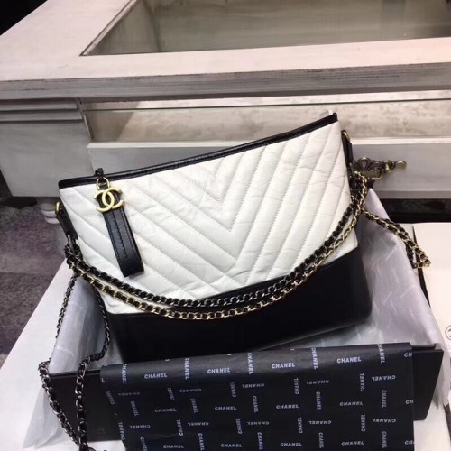 CHANEL GABRIELLE Borsa hobo originale in pelle A93842 bianca e nera