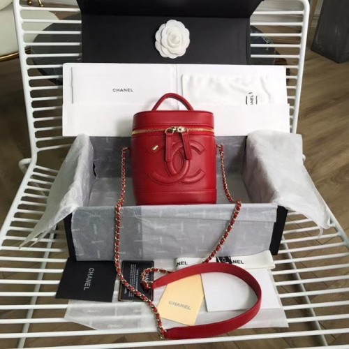 CHANEL beauty case in metallo dorato AS1336 rosso