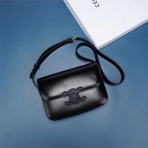 Celine TEEN CLASSIC BAG IN BOX VITELLO 199223 NERO