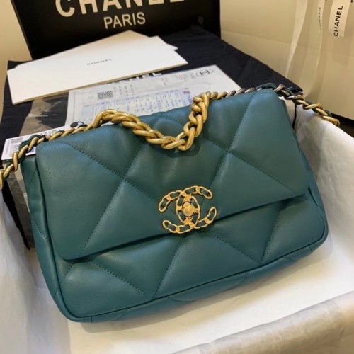 Borsa con patta Chanel 19 AS1160 verde drak