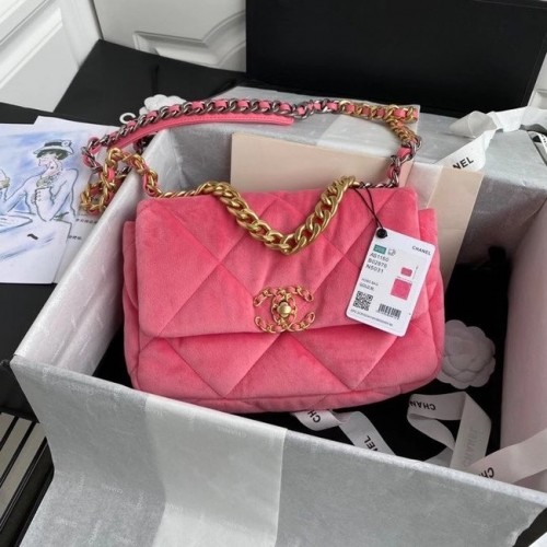 Chanel 19 borsa con patta in velluto AS1160 rosa