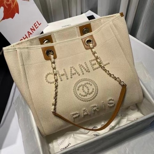 Chanel 19SS Borsa shopping A67001 crema