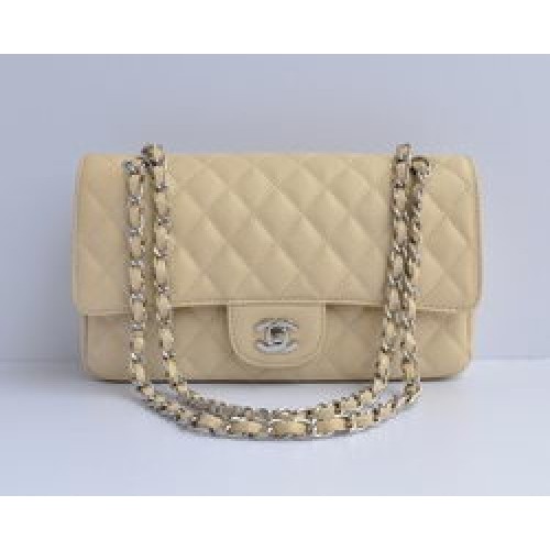 Borsa con patta trapuntata Chanel 2.55 1112 beige con hardware argento