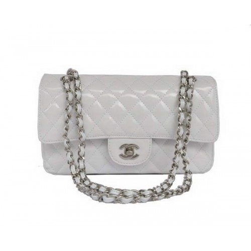 acquista a buon mercato Chanel 2.55 Series Borsa con patta in pelle verniciata bianca Hardware argento