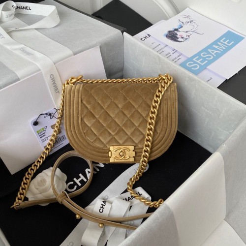 Chanel 22A Borsa da sella in velluto Coco Beach AS3350 marrone